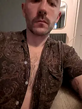 cruiserlaird online show from 11/23/25, 01:27