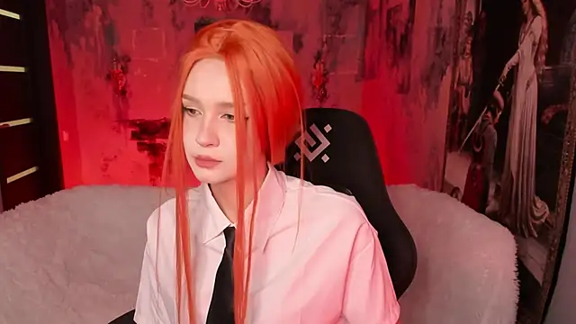 AliceMeowow online show from 11/27/25, 09:33