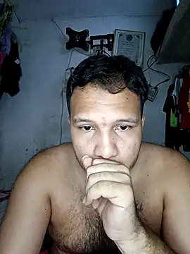 Snapshot of arnoldtu chatting on 11/23/25, 08:30 arnoldtu online show from 11/23/25, 08:30