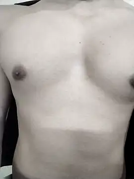 Snapshot of Dr_sahab_31 chatting on 11/24/25, 10:15 Dr sahab 31 online show from 11/24/25, 10:15