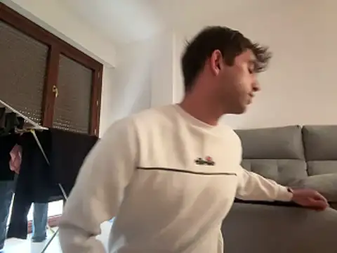 Hugoo 21 online show from 11/24/25, 02:28