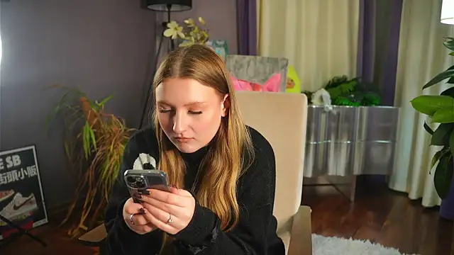 MitsukoBaral online show from 11/25/25, 12:49