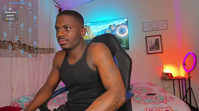 Snapshot of Ethantravis22 chatting on 11/25/25, 04:34 Ethantravis22 online show from 11/25/25, 04:34