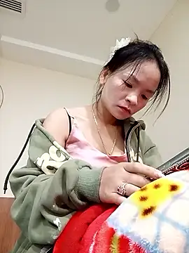 Snapshot of _Joyeveryday_ chatting on 11/25/25, 05:29 Joyeveryday online show from 11/25/25, 05:29