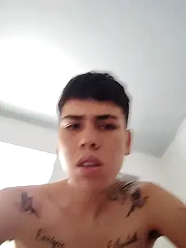 Estewar27 online show from 11/25/25, 01:55