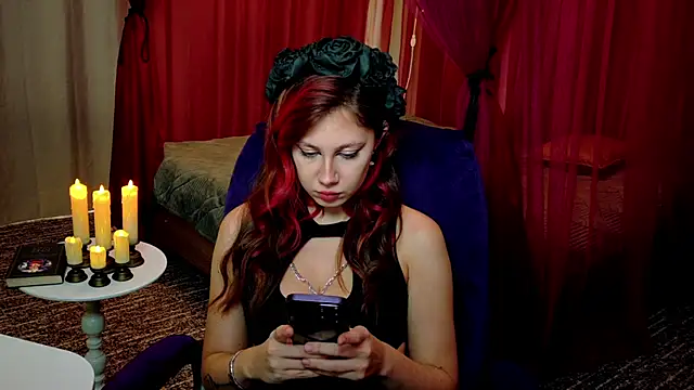 AdaLune online show from 11/26/25, 10:27