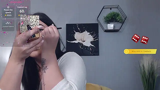 BellaxNova online show from 11/26/25, 07:20