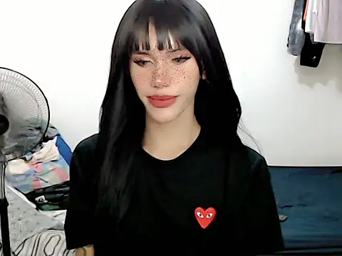 superhotbabe online show from 11/25/25, 03:34