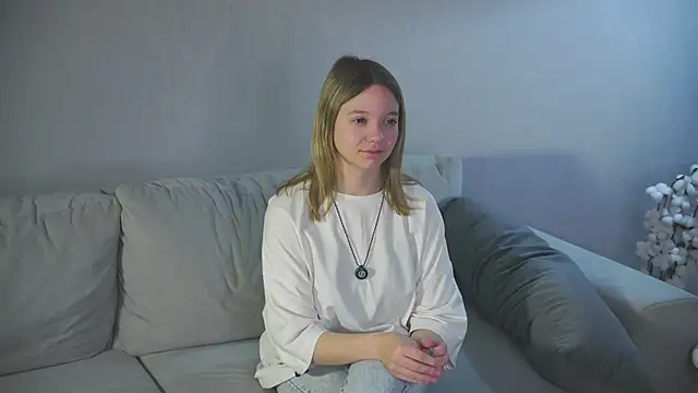 CristyPat online show from 11/26/25, 04:02