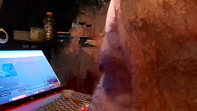 Snapshot of wildandsexy69 chatting on 09/26/25, 04:55 wildandsexy69 online show from 09/26/25, 04:55