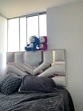 RedFox Golden online show from 11/27/25, 11:12