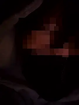 Snapshot of Whso11255 chatting on 11/26/25, 03:24 Whso11255 online show from 11/26/25, 03:24