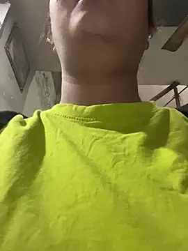 Snapshot of School_girl01 chatting on 11/26/25, 06:47 School girl01 online show from 11/26/25, 06:47