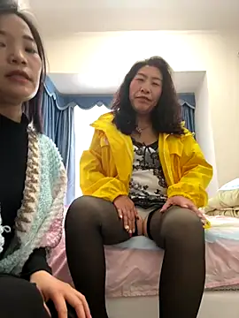 22xiaopingguo online show from 11/30/25, 07:23