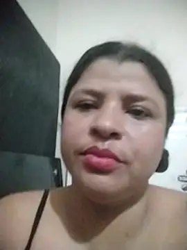 Snapshot of gdjejwikfk chatting on 11/26/25, 11:06 gdjejwikfk online show from 11/26/25, 11:06