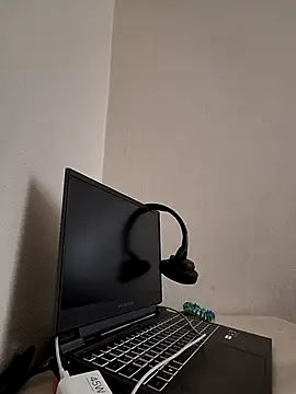 Snapshot of belizankara chatting on 11/26/25, 08:04 belizankara online show from 11/26/25, 08:04