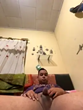 Snapshot of aril200117 chatting on 12/01/25, 06:13 aril200117 online show from 12/01/25, 06:13