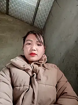 Maymayx2 online show from 11/28/25, 07:44