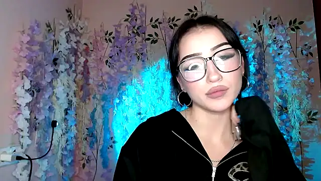 Sweeet Sss online show from 11/28/25, 03:25