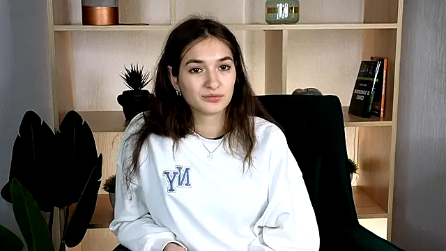 AllineKlukan online show from 11/28/25, 02:53