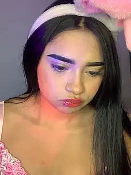 Angie bunny  online show from 11/28/25, 12:24