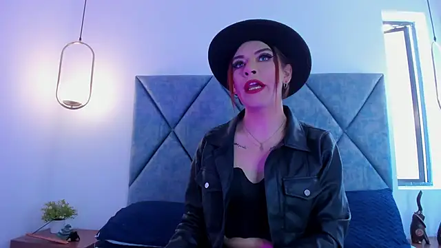 Snapshot of Lilith_Zamara_ chatting on 12/01/25, 02:44 Lilith Zamara online show from 12/01/25, 02:44