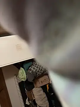 Snapshot of Kuschelmuffin chatting on 11/28/25, 05:15 Kuschelmuffin online show from 11/28/25, 05:15