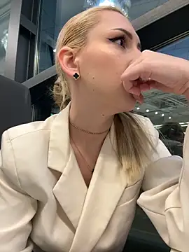 SenyaVibes online show from 12/01/25, 02:44