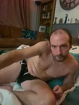 majorredeye40 online show from 11/29/25, 10:46