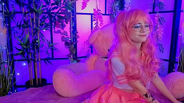 Snapshot of ReynaRey chatting on 12/02/25, 08:15 ReynaRey online show from 12/02/25, 08:15