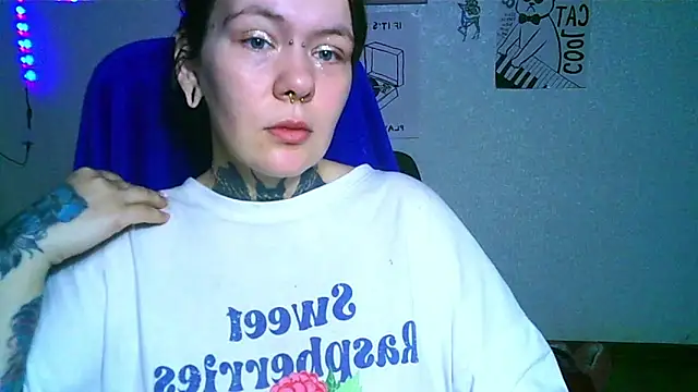 Snapshot of Brbrwioioufkj chatting on 12/04/25, 05:17 Brbrwioioufkj online show from 12/04/25, 05:17