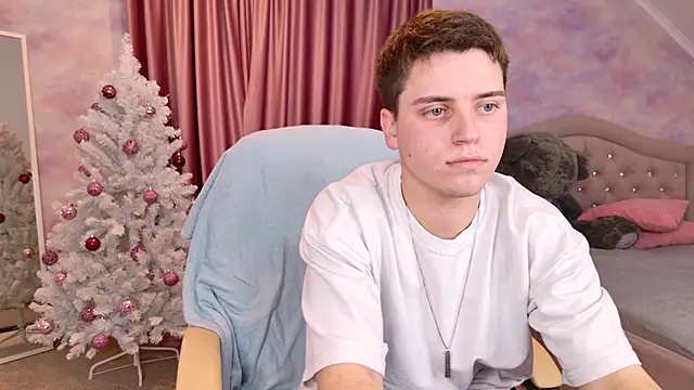 Olie Sparkle online show from 12/05/25, 01:25