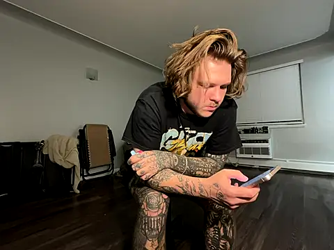 Tatertats online show from 12/02/25, 05:35