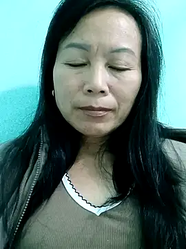 Lili-123k online show from 12/02/25, 11:56