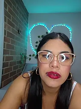 steffany doll online show from 12/03/25, 11:47