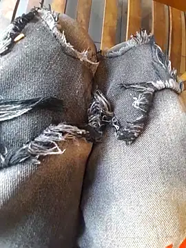 maian love online show from 12/03/25, 02:19