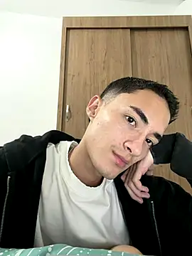 wal jones online show from 12/04/25, 04:44