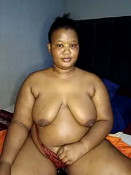 QUEENASS12 online show from 12/03/25, 07:12