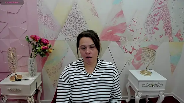 Jina harver1 online show from 12/05/25, 11:30