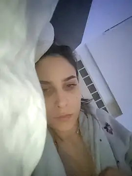 cristinalore online show from 12/05/25, 05:42