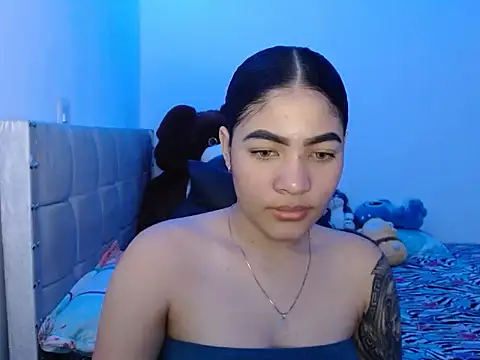 ashley jones94 online show from 12/05/25, 03:15