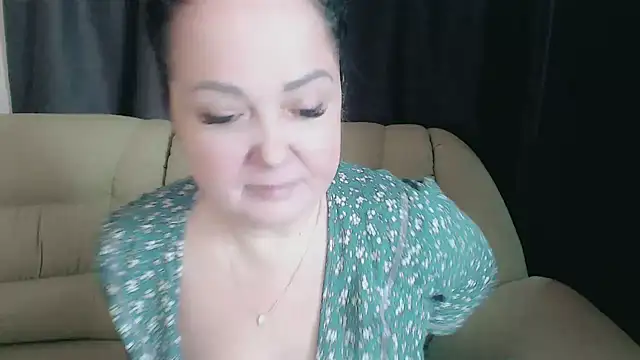 infinity loveliness online show from 10/08/25, 06:22