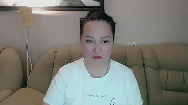 infinity loveliness online show from 10/18/25, 06:37