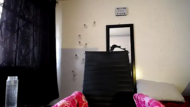 abril onnel online show from 01/20/25, 05:37