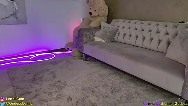 Snapshot of Lenna_Godess chatting on 09/13/25, 05:07 Lenna Godess online show from 09/13/25, 05:07
