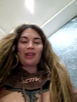 TattooGirlAlia online show from 01/05/25, 07:39