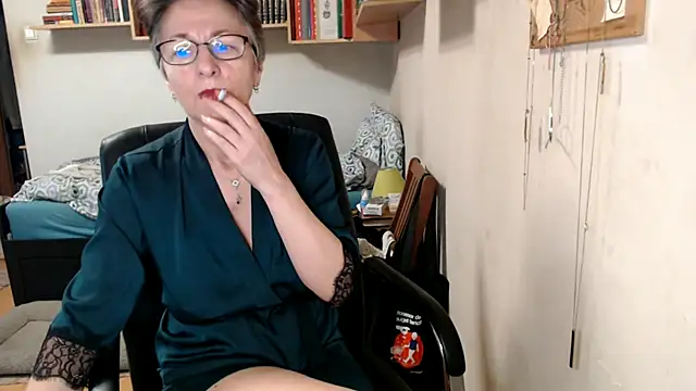 Snapshot of katemodel chatting on 09/11/25, 06:13 katemodel online show from 09/11/25, 06:13