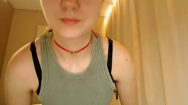 Snapshot of BluueSilk chatting on 01/10/25, 12:26 BluueSilk online show from 01/10/25, 12:26