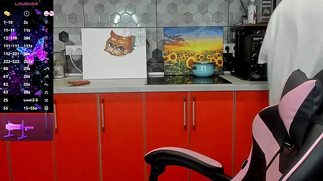 Mary Blu online show from 01/10/25, 02:57