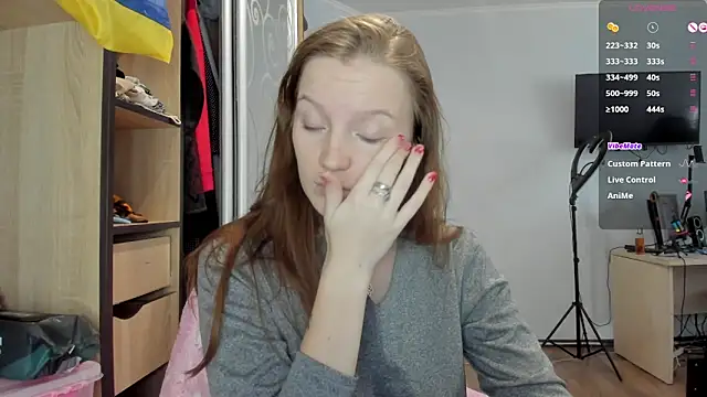 Mary Blu online show from 10/22/25, 09:09